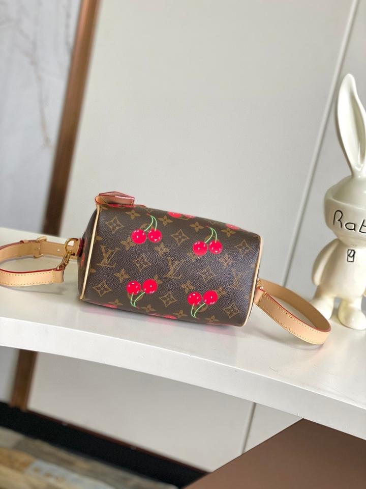 Louis Vuitton M13094
Túi Speedy Bandoulière 20 LV x TM 13.5 x 12 x 20.5cm-duoc-ban-tai-Hvip Bags and Accessories