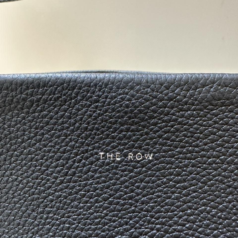 The Row Large N/S Park Tote in Leather black  44X38X21cm -25cm -duoc-ban-tai-Hvip Bags and Accessories
