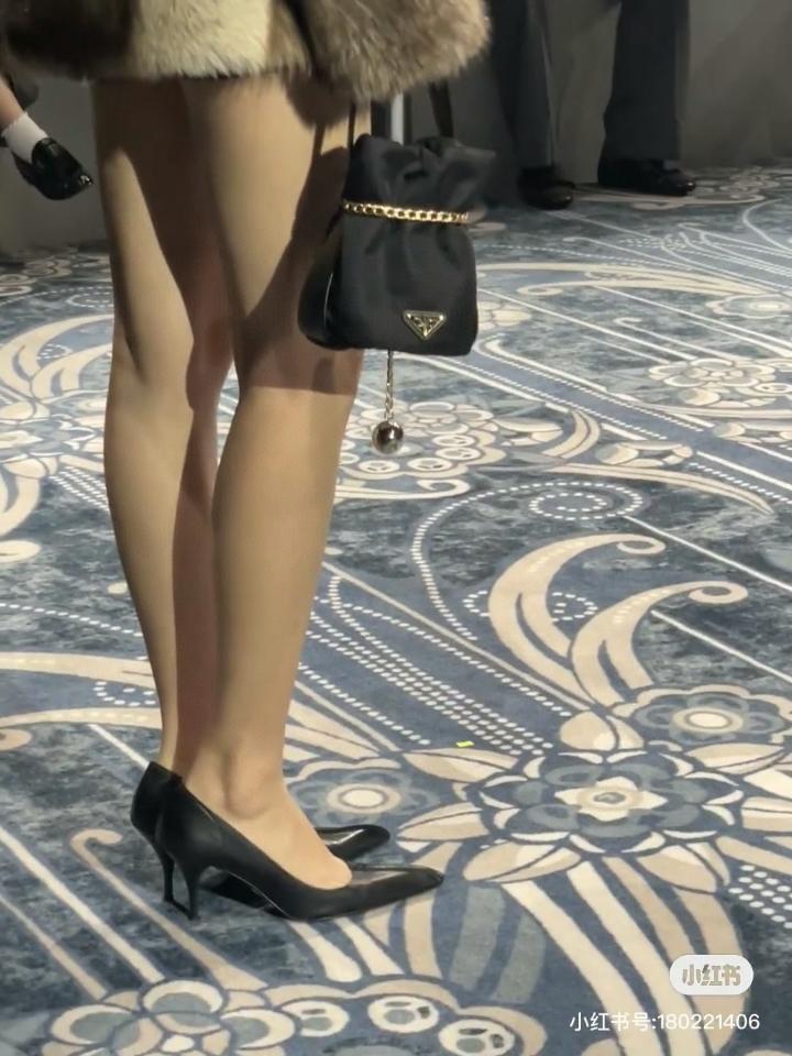 Prada Petit Sac Noir Re-Nylon and nappa leather mini bucket bag 1BE088 black 14x20x15 cm-duoc-ban-tai-Hvip Bags and Accessories