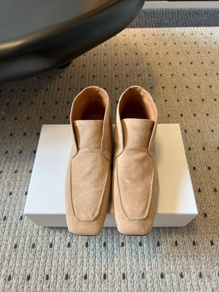Toteme Loafer boots beige 244-WAS0162 (1)-duoc-ban-tai-Hvip Shoes and Clothes
