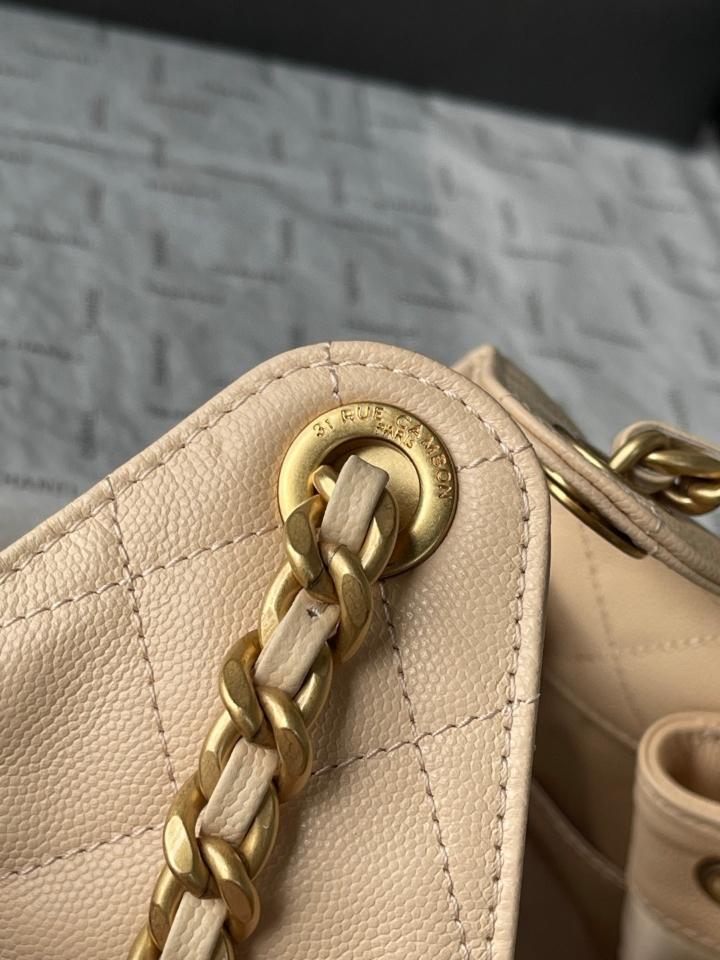 CHANEL 25 Small Handbag grained Calfskin & gold-tone tone Metal,light beige AS5293 30-26-14cm-duoc-ban-tai-Hvip Bags and Accessories