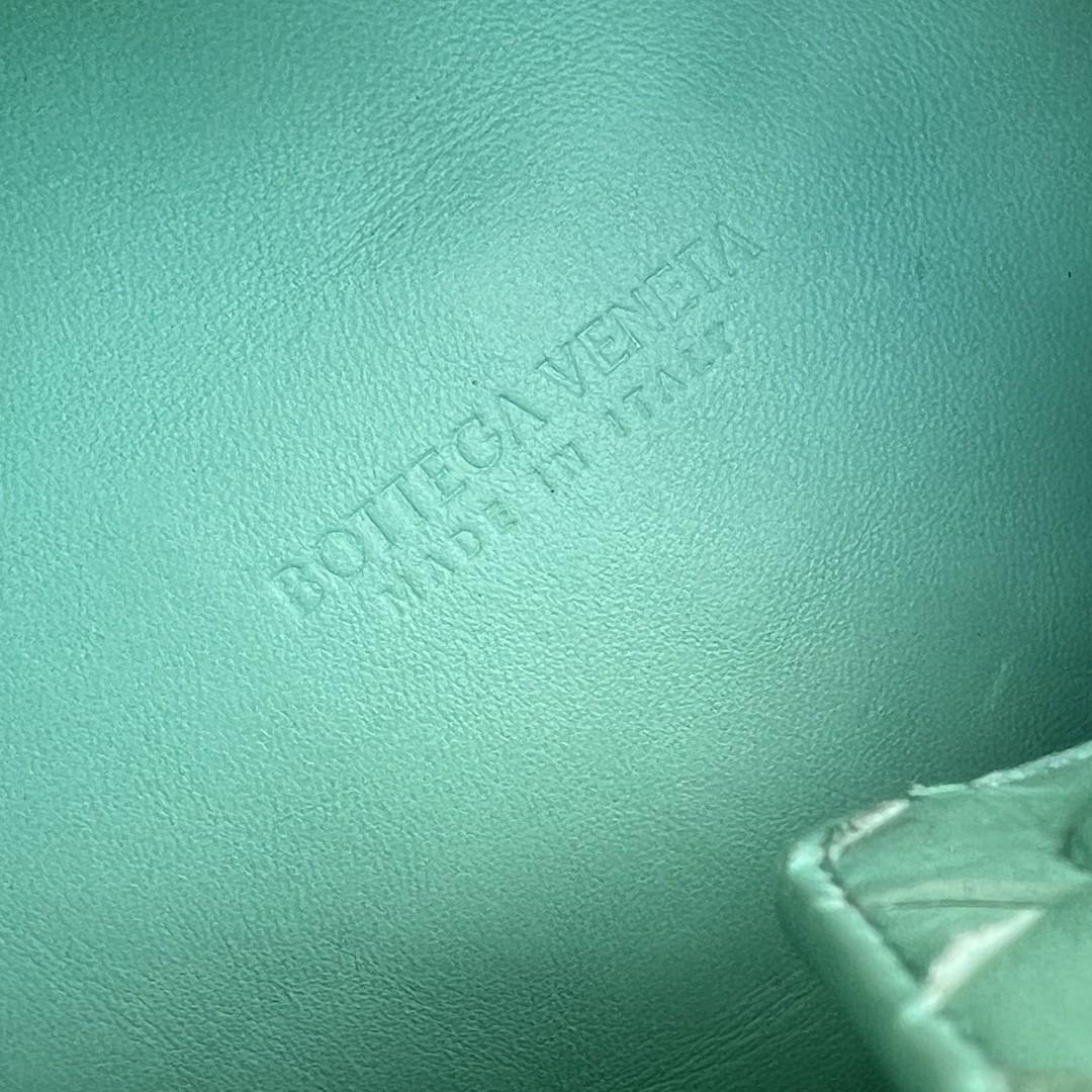 Bottega Veneta Small Parachute Intrecciato light green 796569 21X17X16.5cm-duoc-ban-tai-Hvip Bags and Accessories