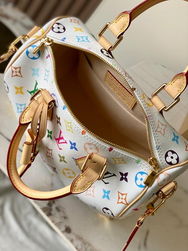 Louis Vuitton M13085
New Drop
LV x TM Speedy Bandoulière 25 25 x 19 x15 cm L1-duoc-ban-tai-Hvip Bags and Accessories