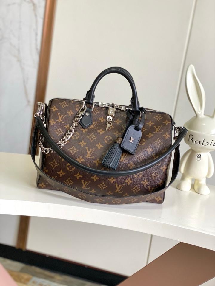 Louis Vuitton M12243
Túi Speedy Soft 30 Dark 30x21x17CM -duoc-ban-tai-Hvip Bags and Accessories