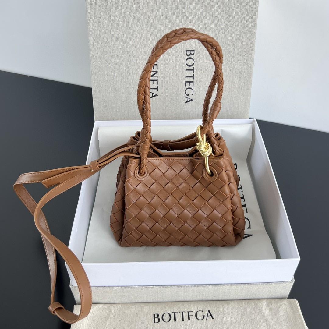 Bottega Veneta Small Parachute Intrecciato brown 796569 21X17X16.5cm-duoc-ban-tai-Hvip Bags and Accessories