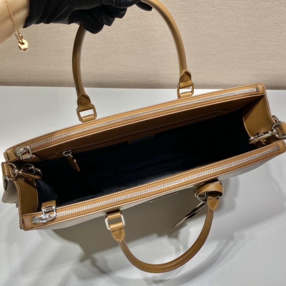 Prada Galleria Saffiano bag 2VG061 desert 39x29x9cm -duoc-ban-tai-Hvip Bags and Accessories