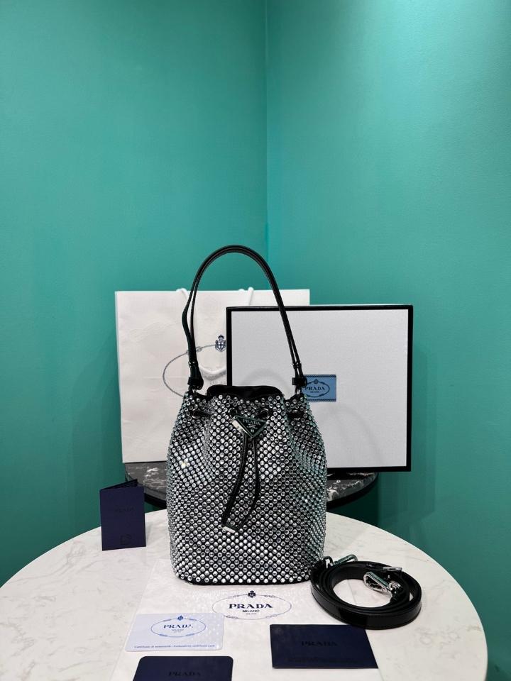 Prada 
Mini crystal-studded satin bag Crystal 1BE067 16x2110cm-duoc-ban-tai-Hvip Bags and Accessories