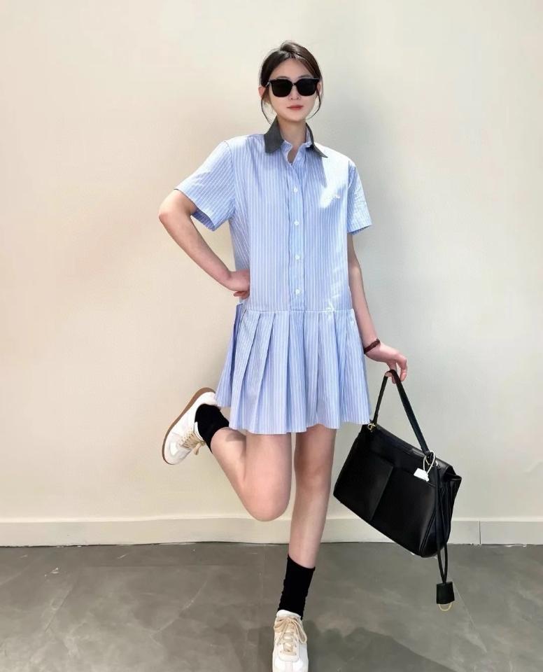Miu Miu Pleated striped dress MF5399-duoc-ban-tai-Hvip Shoes and Clothes