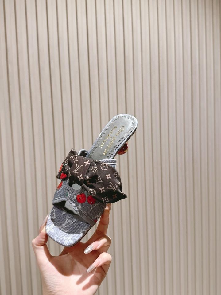 Louis Vuitton LV x TM Cherie Mules grey 🍒55mm (1) -duoc-ban-tai-Hvip Shoes and Clothes