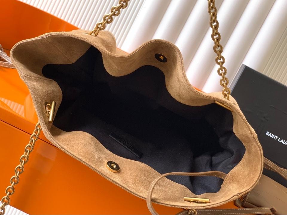 Saint Laurent Ysl JAMIE shopping in suede
GOLDEN LEAF 809824 35x35×10cm (1)-duoc-ban-tai-Hvip Bags and Accessories