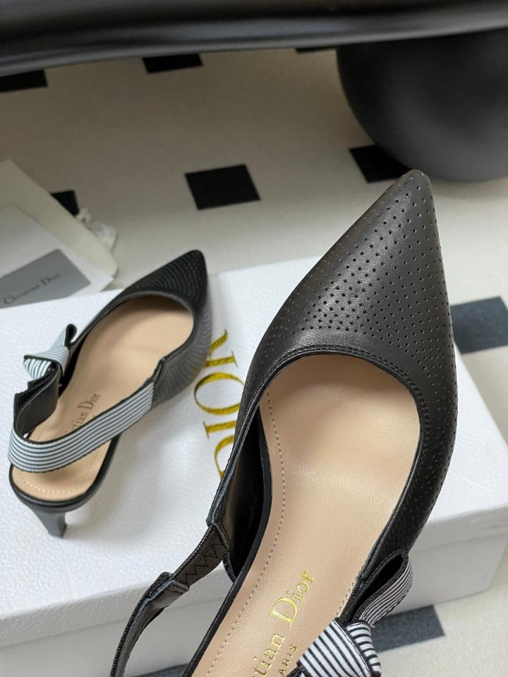 Dior Toujours Slingback Pump
Black Perforated Supple Lambskin KCV370CEL_S900 50mm (2)-duoc-ban-tai-Hvip Shoes and Clothes