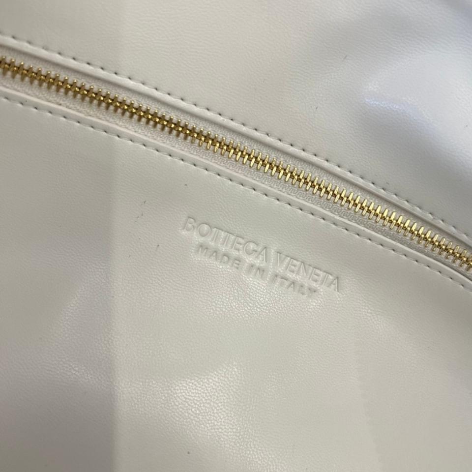 Bottega Veneta Jodie white 600261 48x40x16cm-duoc-ban-tai-Hvip Bags and Accessories