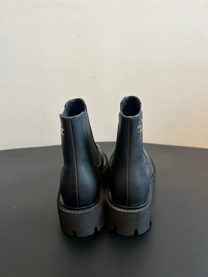 Chanel Chelsea black leather boots (1)-duoc-ban-tai-Hvip Shoes and Clothes
