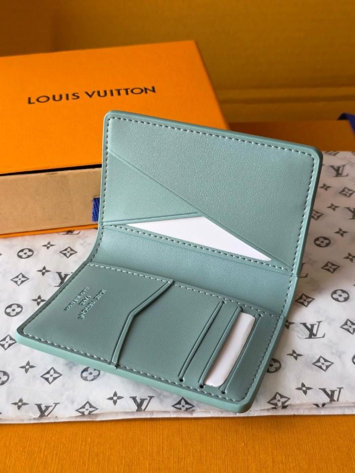 Louis Vuitton M25953
Ví Pocket Organizer-duoc-ban-tai-Hvip Bags and Accessories