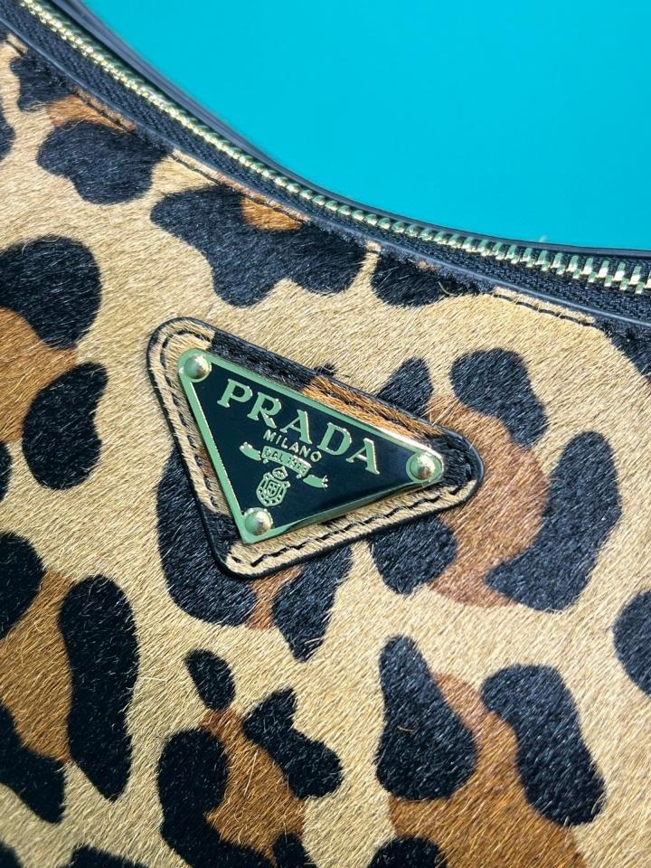 
Prada Aimèe large printed leather shoulder bag hkney 1BC228 39x24x11.5cm-duoc-ban-tai-Hvip Bags and Accessories