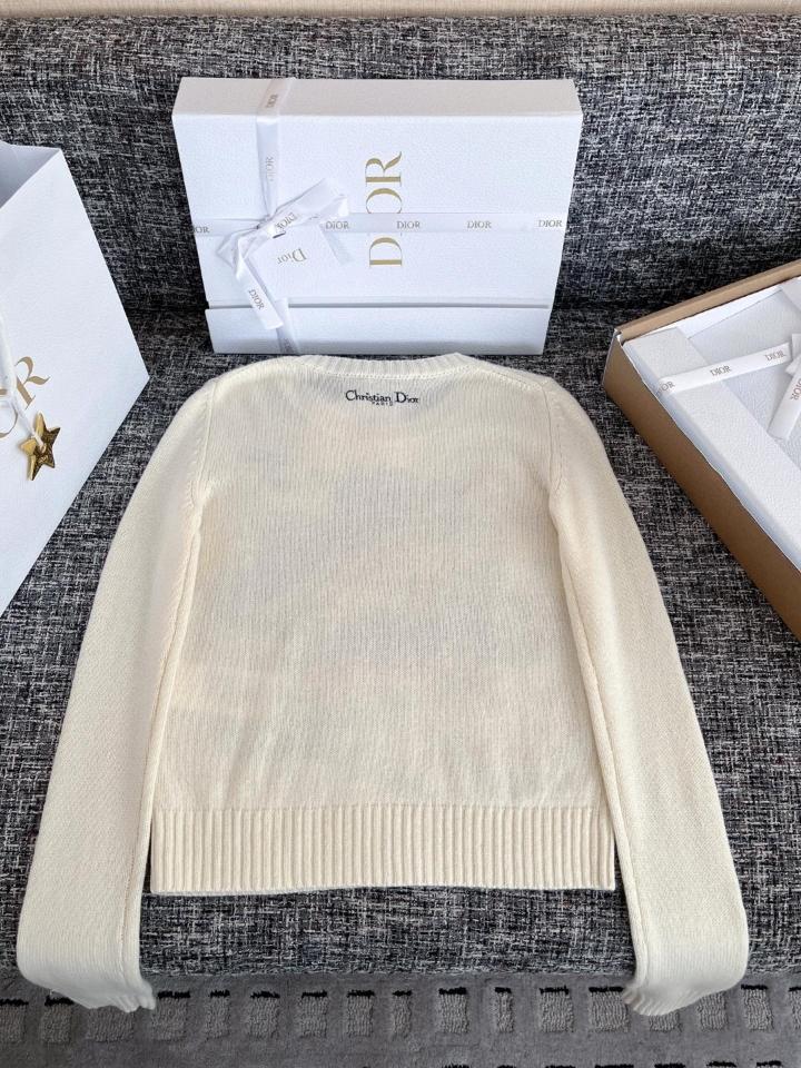 Dior Souvenir Embroidered Sweater
White Multicolor Cashmere Knit
544S57PR331-duoc-ban-tai-Hvip Shoes and Clothes