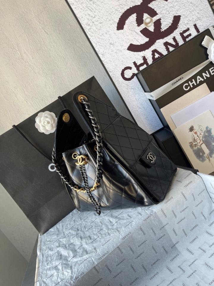 CHANEL 25 Small Handbag shiny Calfskin & gold/black-tone tone Metal,black AS5293 30-26-14cm-duoc-ban-tai-Hvip Bags and Accessories