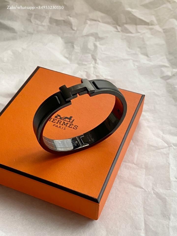 HERMÈS Clic H bracelet H700001F so black -duoc-ban-tai-Hvip Bags and Accessories