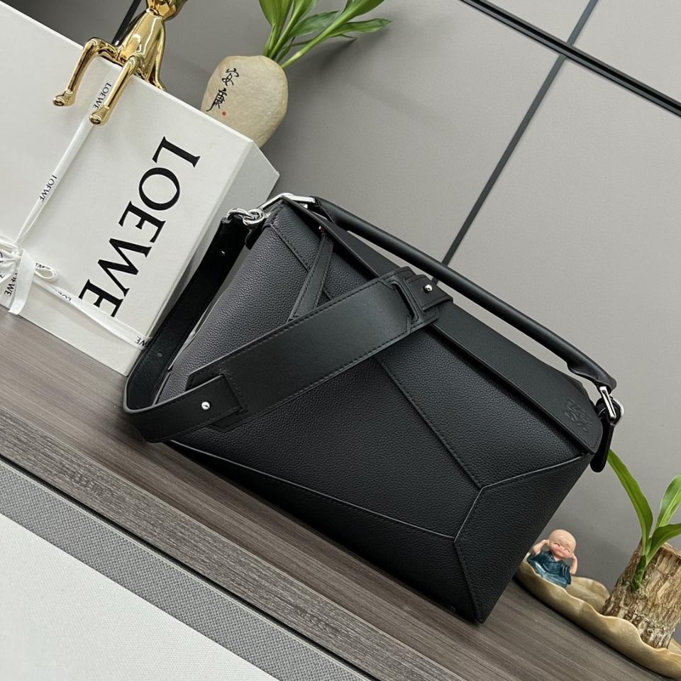 Loewe medium puzzle grained calfskin leather black 29*19.5*14cm A510P49X26-duoc-ban-tai-Hvip Bags and Accessories