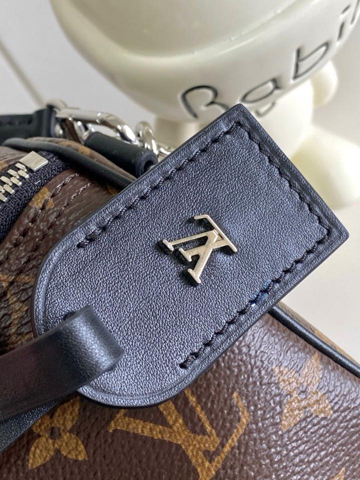 Louis Vuitton M12243
Túi Speedy Soft 30 Dark 30x21x17CM -duoc-ban-tai-Hvip Bags and Accessories