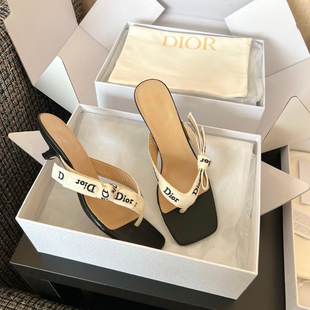 Dior J'Adior thong Sandals-duoc-ban-tai-Hvip Shoes and Clothes