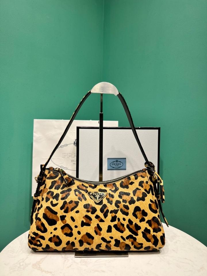 
Prada Aimèe medium printed leather shoulder bag 1BC229 31x18x10cm-duoc-ban-tai-Hvip Bags and Accessories