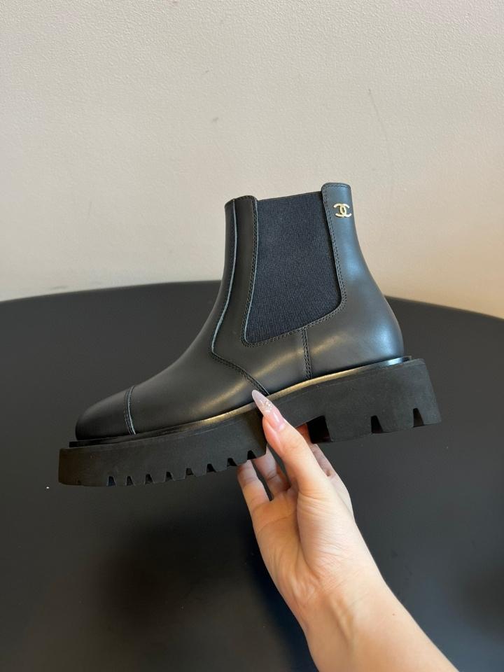 Chanel Chelsea black leather boots (1)-duoc-ban-tai-Hvip Shoes and Clothes