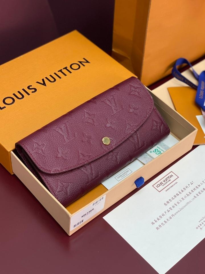 Louis Vuitton M62369
Customisable
Emilie Wallet Burgundy -duoc-ban-tai-Hvip Bags and Accessories
