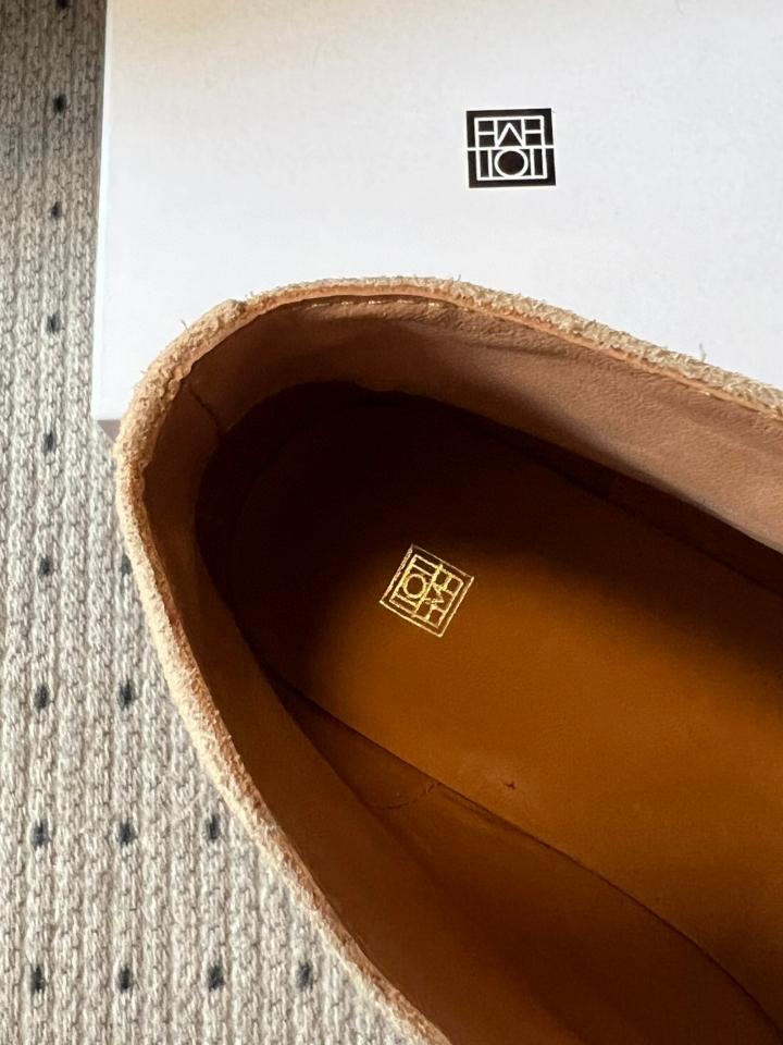 Toteme Loafer boots beige 244-WAS0162 (1)-duoc-ban-tai-Hvip Shoes and Clothes
