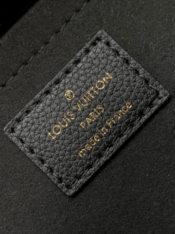Louis Vuitton M44550
Túi Vavin BB 20.5 x 15.0 x 8.0cm-duoc-ban-tai-Hvip Bags and Accessories