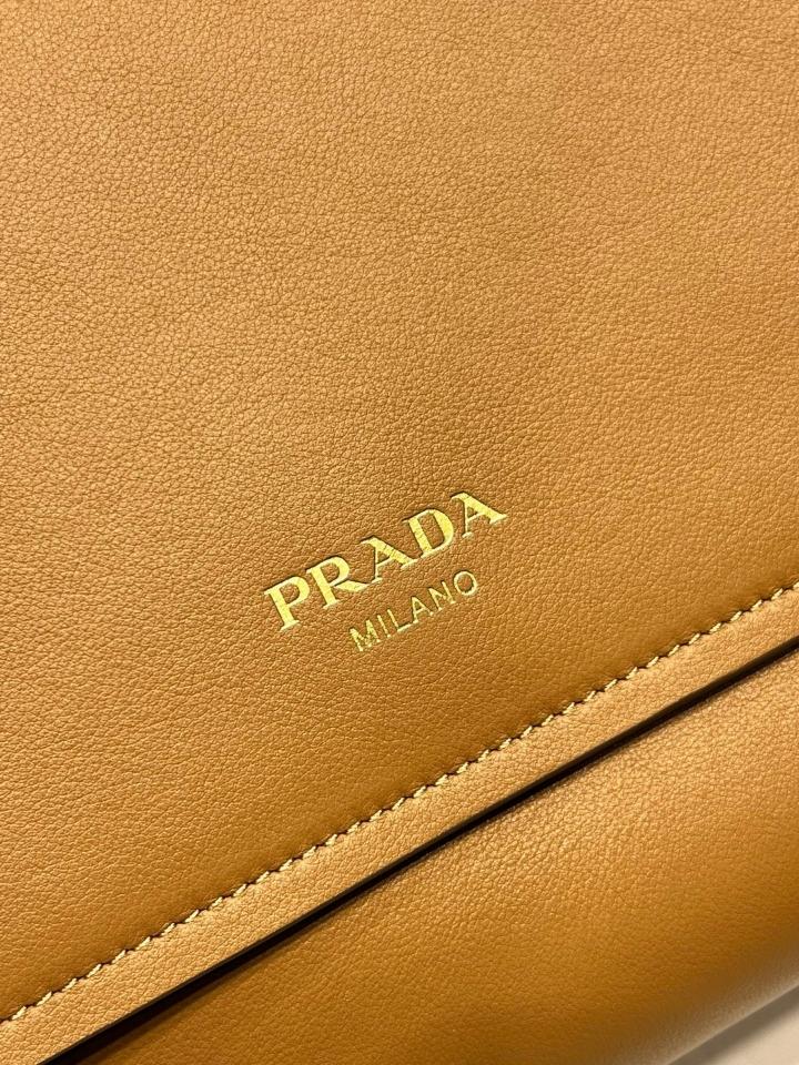 Prada leather shoulder bag beige 2VD068 30x27.5x15cm-duoc-ban-tai-Hvip Bags and Accessories