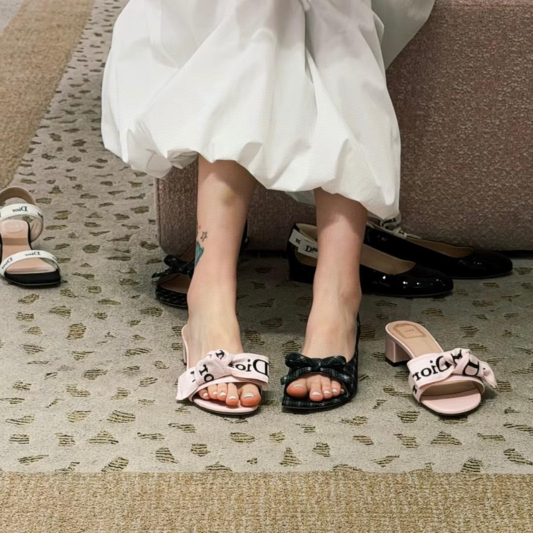 Dior J'Adior Slide Embroidered Cotton-duoc-ban-tai-Hvip Shoes and Clothes