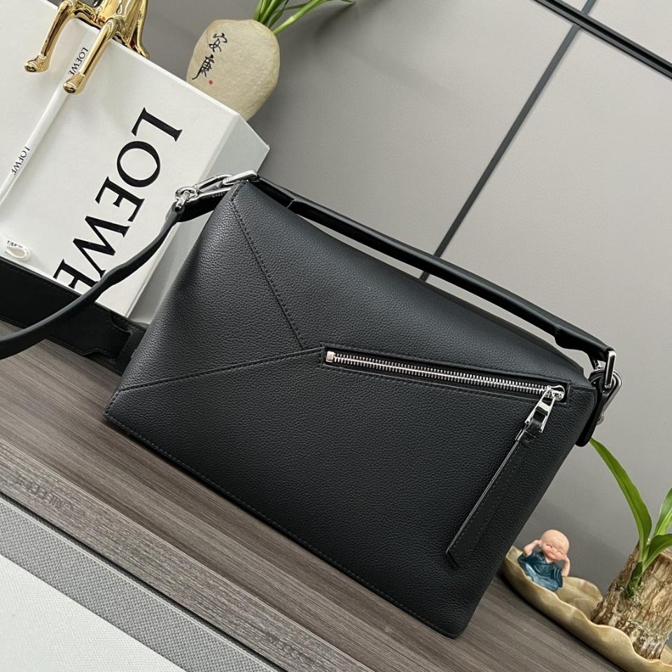Loewe medium puzzle grained calfskin leather black 29*19.5*14cm A510P49X26-duoc-ban-tai-Hvip Bags and Accessories