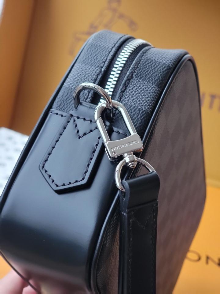 Louis Vuitton N47626
Pochette Kasai-duoc-ban-tai-Hvip Bags and Accessories