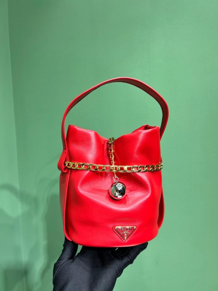 Prada Petit Sac Noir mini nappa leather bucket bag cherry 14x20x15cm-duoc-ban-tai-Hvip Bags and Accessories