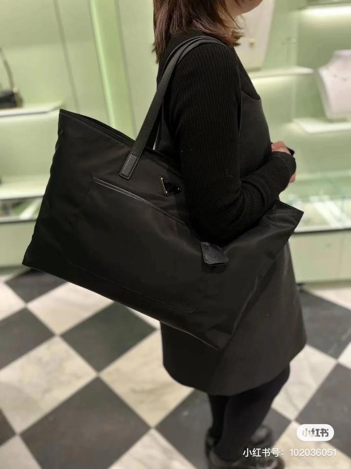 Prada Re-Edition 1978 large Re-Nylon and Saffiano leather tote bag black 43x31x15cm-duoc-ban-tai-Hvip Bags and Accessories