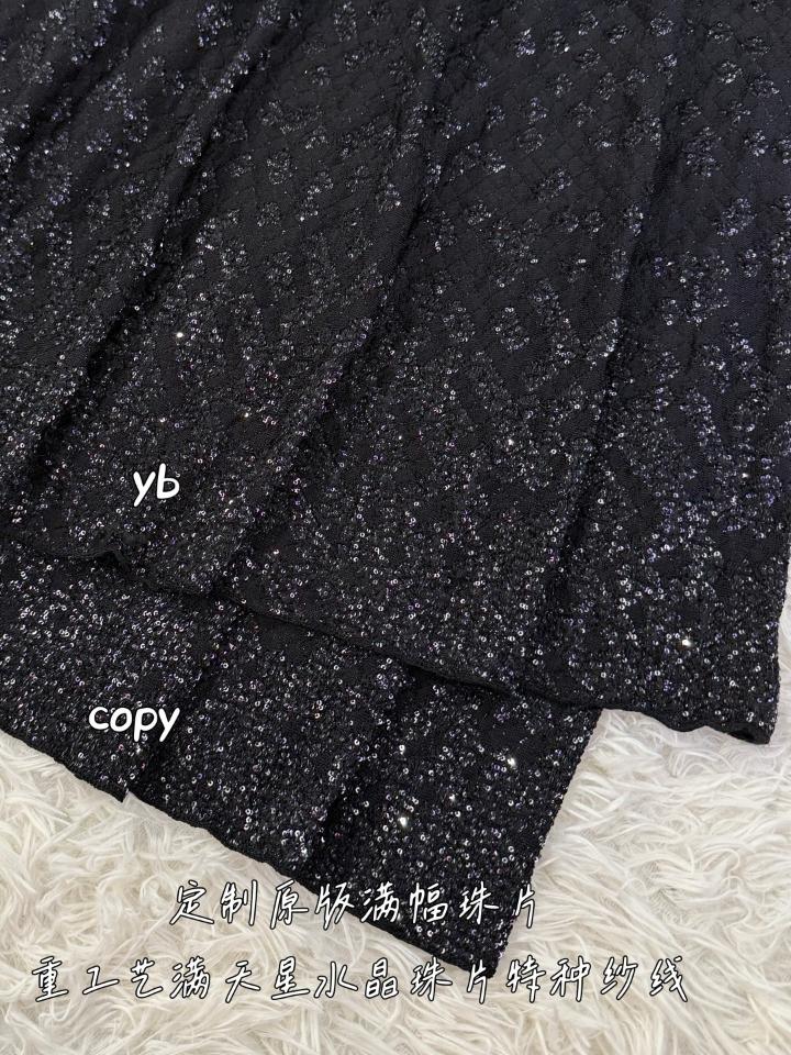 Chanel Dress
 
Glittered Mixed Fibers 
Black P79124-duoc-ban-tai-Hvip Shoes and Clothes