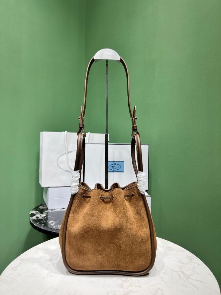 Prada suede brown shoulder bag 1BE087 22x21x10.5cm-duoc-ban-tai-Hvip Bags and Accessories