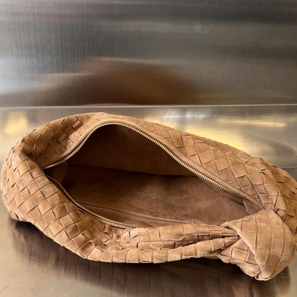 Bottega Veneta Jodie beige suede. 600261 48x40x16cm-duoc-ban-tai-Hvip Bags and Accessories
