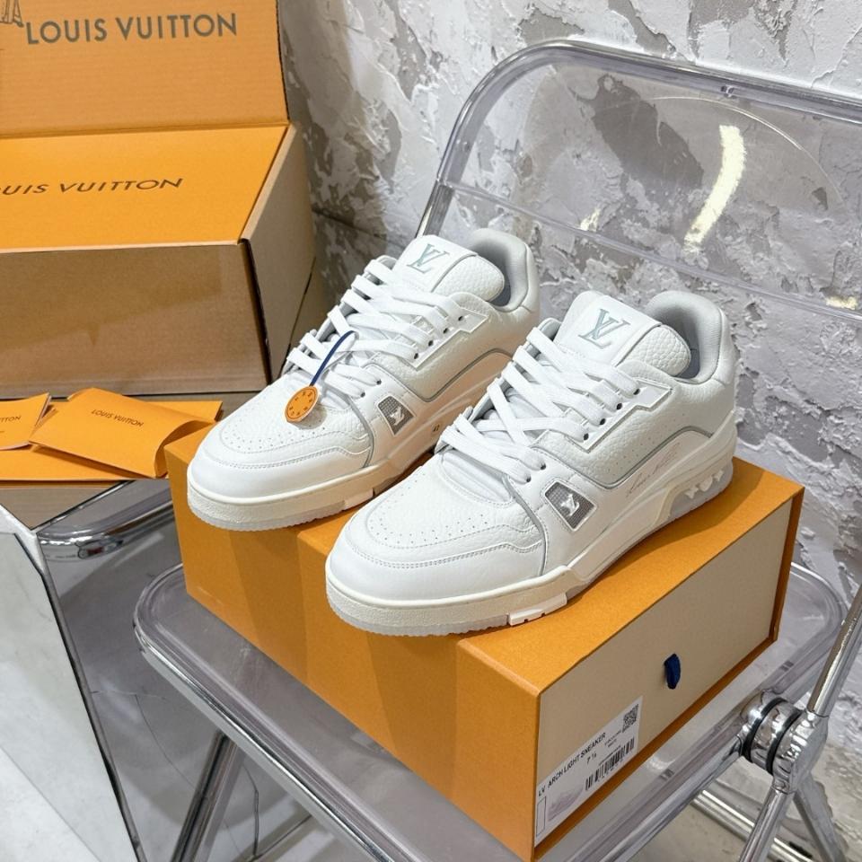 Louis Vuitton 1A8WAX
LV Trainer Sneaker (n1)-duoc-ban-tai-Hvip Shoes and Clothes