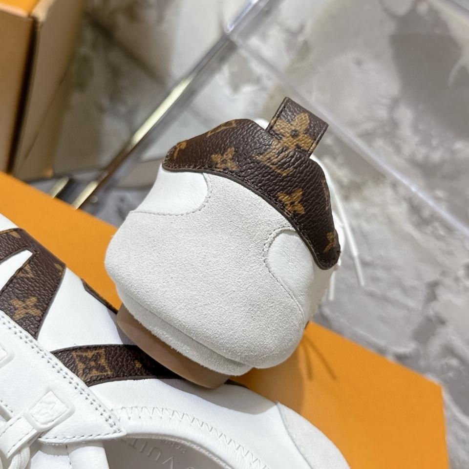 Louis Vuitton 1AHNC6
Giày LV Sneakerina (n1)-duoc-ban-tai-Hvip Shoes and Clothes