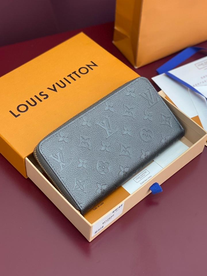 Louis Vuitton M12680
Zippy Wallet black -duoc-ban-tai-Hvip Bags and Accessories