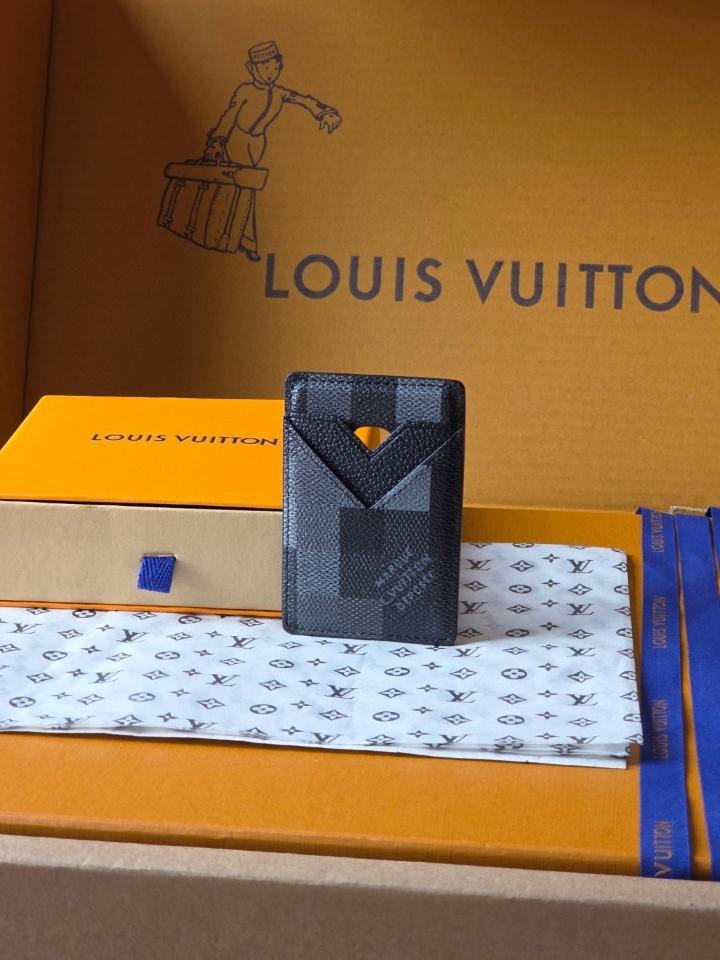 Louis Vuitton M15097
Porte-Cartes Magnet-duoc-ban-tai-Hvip Bags and Accessories