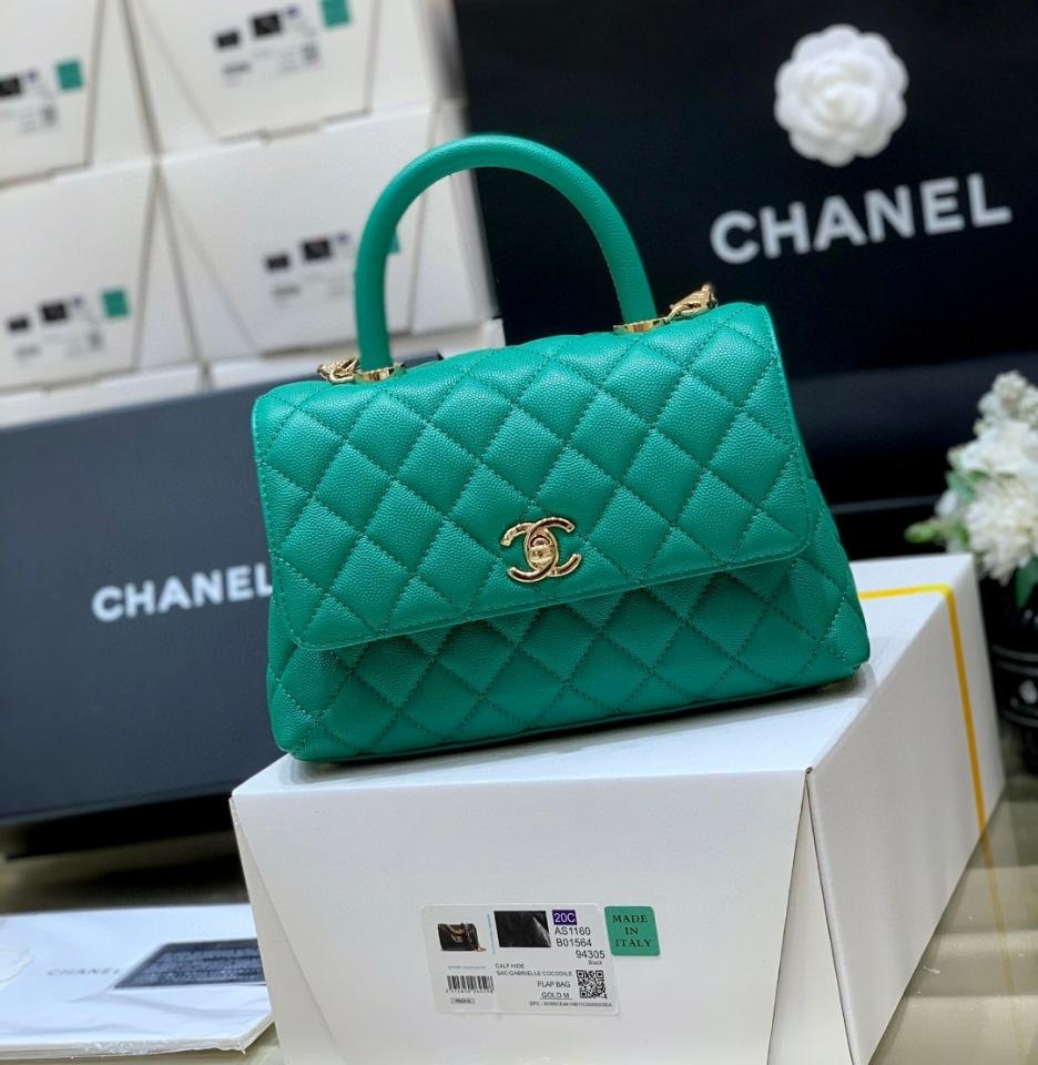 Chanel 22P small coco handle bag Grained calfskin ,Shiny gold tone metal ,bamboo green AS92990 23cm-duoc-ban-tai-Hvip Bags and Accessories