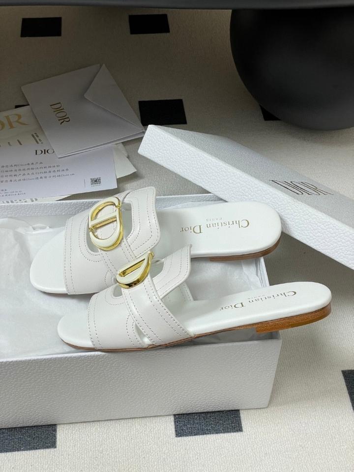 Dior 30 Montaigne Slide
White Calfskin
 KCO373CFY_S03W (2)-duoc-ban-tai-Hvip Shoes and Clothes