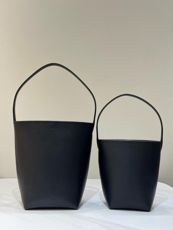 THE ROW Medium N/S Park smooth calfskin leather tote bag black 30X28X15.5cm -duoc-ban-tai-Hvip Bags and Accessories