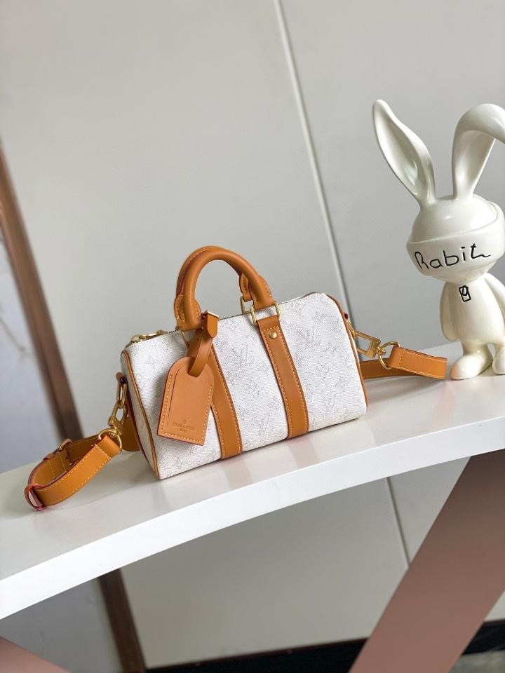 Louis Vuitton M15076
Túi Keepall Bandoulière 25 25*15*11CM-duoc-ban-tai-Hvip Bags and Accessories