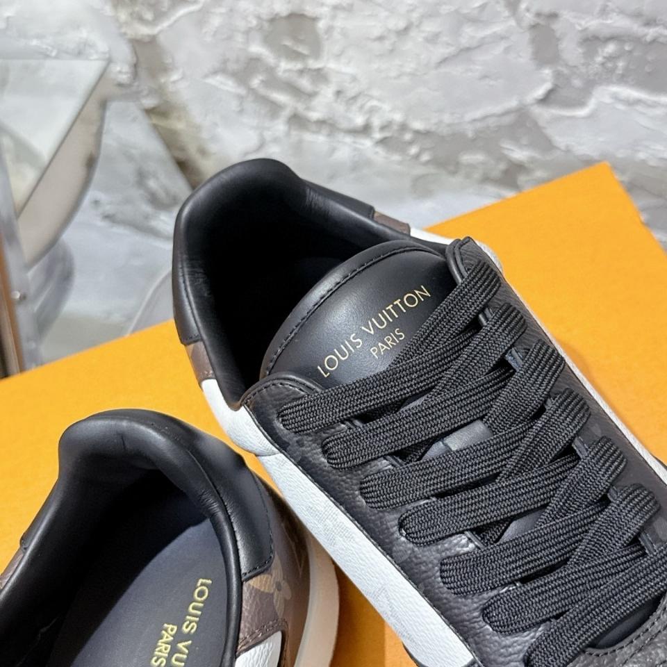 Louis Vuitton 1A8WG2
Rivoli Sneaker (N1)-duoc-ban-tai-Hvip Shoes and Clothes
