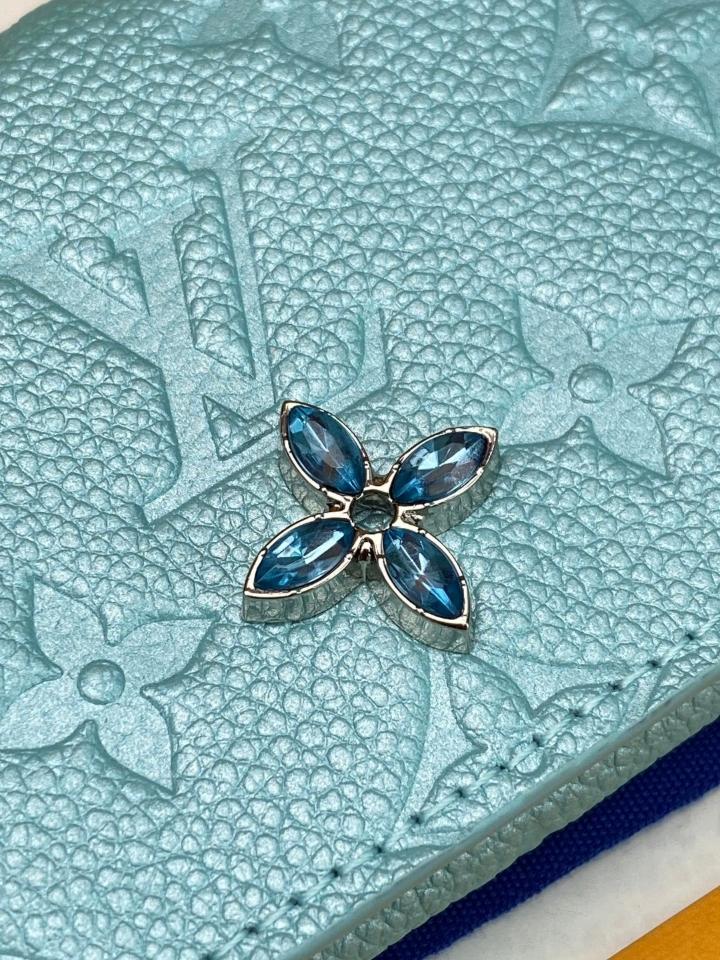 Louis Vuitton M12177
Business Card Holder blue-duoc-ban-tai-Hvip Bags and Accessories