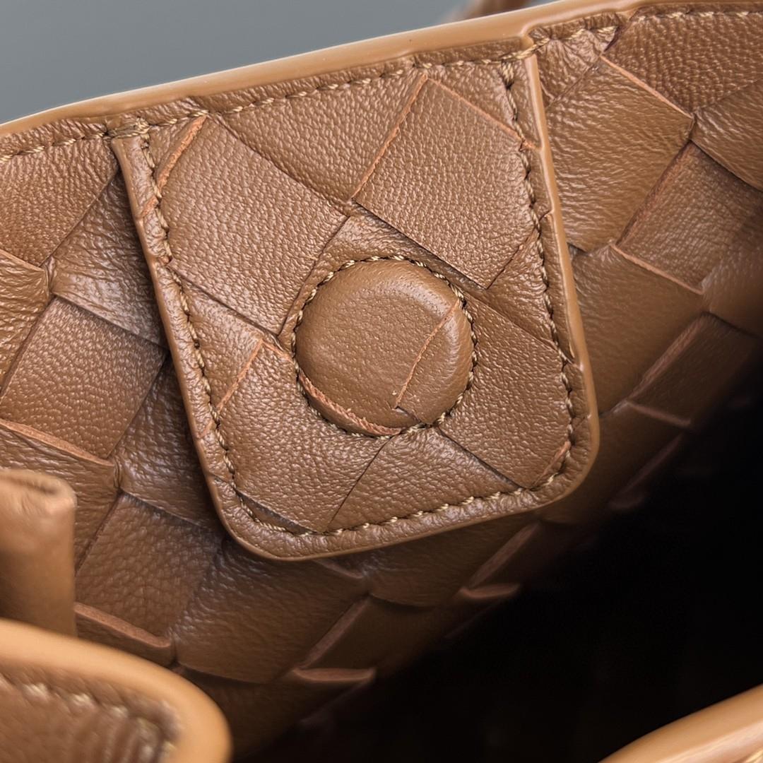 Bottega Veneta Small Parachute Intrecciato brown 796569 21X17X16.5cm-duoc-ban-tai-Hvip Bags and Accessories